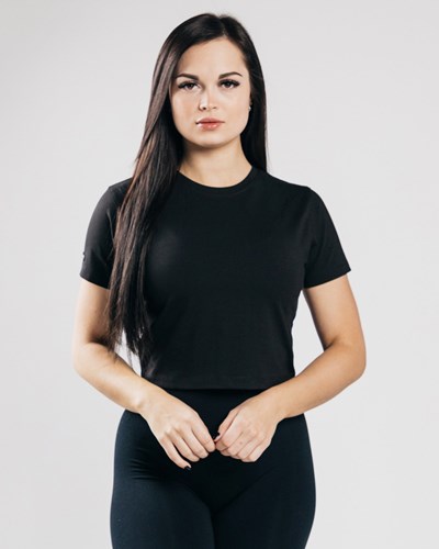 Black Alphalete Fitted Performance Crop Top | 71693-WGMD