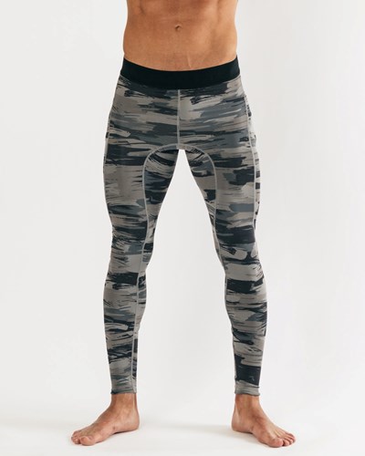Black Camo Alphalete Performance High-Compression Training Tight | 12963-VEQJ