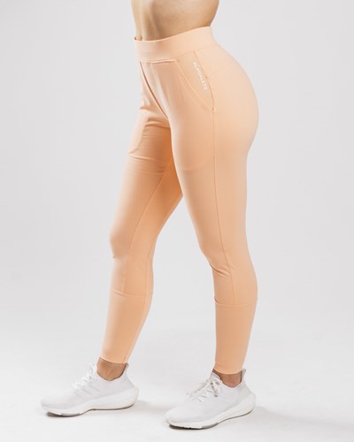 Cheeky Coral Alphalete 4-Way Stretch Jogger | 35804-JZPQ