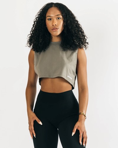 Concrete Alphalete Heavy Cotton Cropped Cutoff | 58276-JVSH