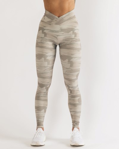 Desert Canvas Camo Alphalete All-Purpose Legging | 27148-SLAX