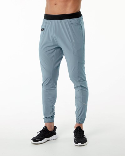 Fog Blue Alphalete Lightweight 4-Way Stretch 29" Training Pant | 29736-PKJS