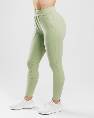 Frozen Spring Alphalete 4-Way Stretch Jogger | 42360-DAGO