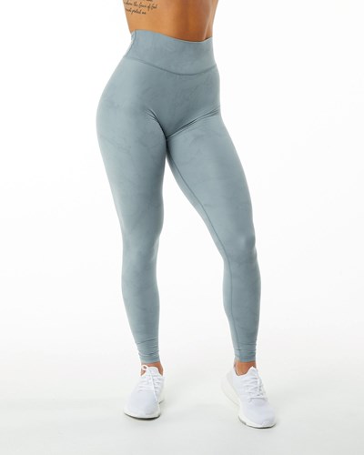 Washed Denim Alphalete All-Purpose Luxury Legging | 01735-QNHW