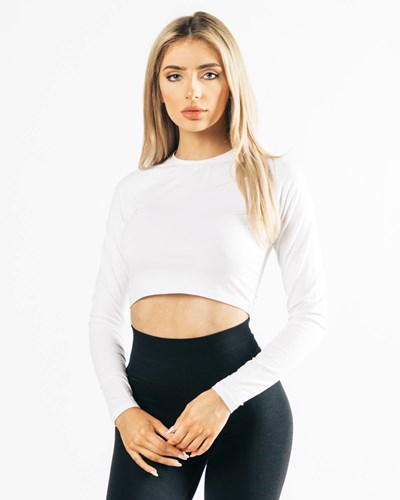 White Alphalete Cropped Premium Long Sleeve | 53461-UKPL